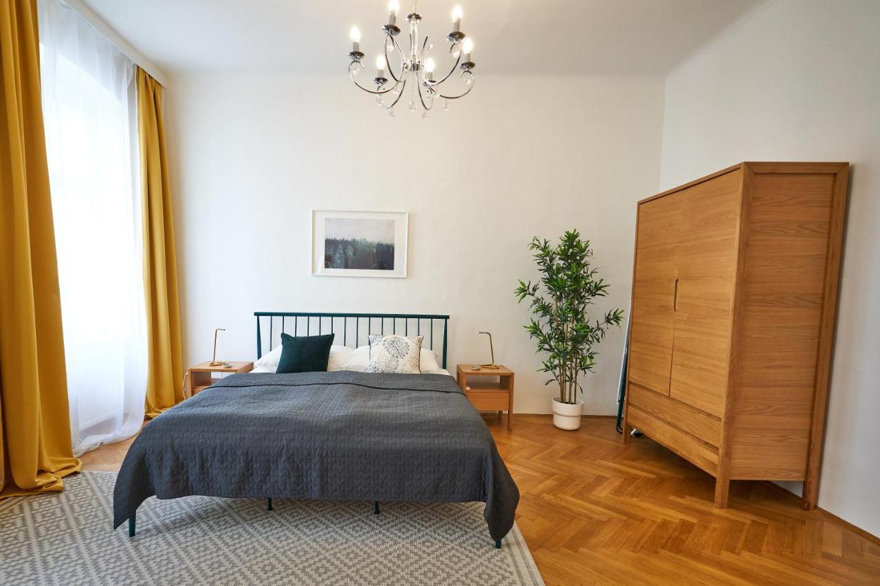 Renovated & Cozy - Close To Museumsquartier Wien Eksteriør billede